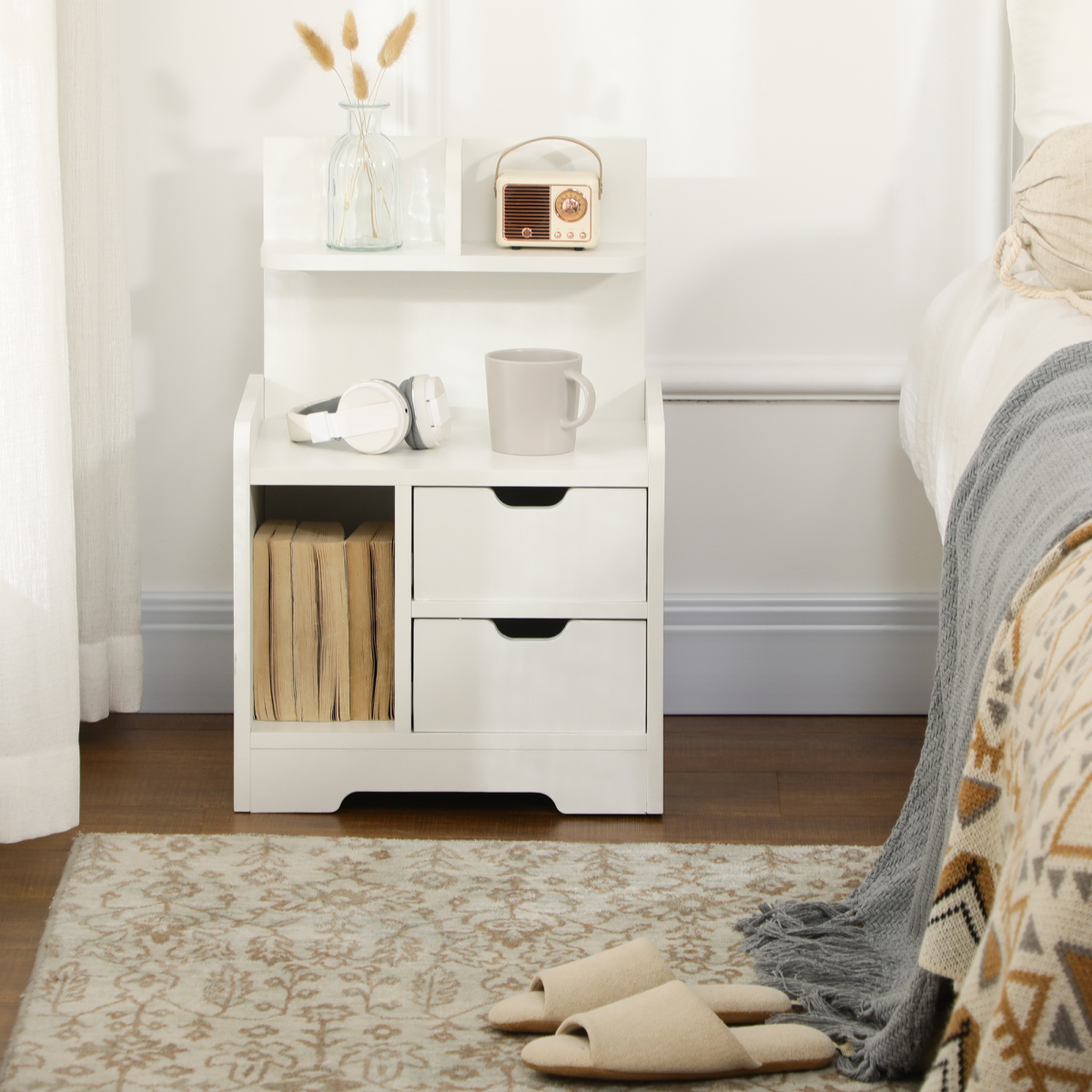 Sleek HOMCOM Modern Bedside Table with Unique Shelves & Dual Drawers for Storage